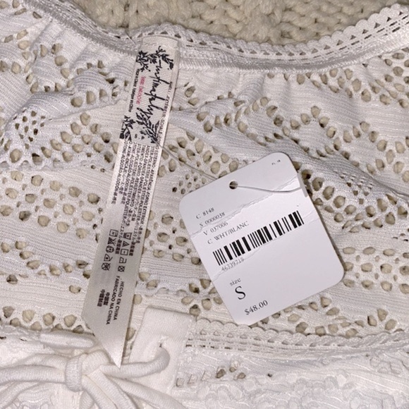 Free People white crochet crop top new with tags size small - Picture 4 of 5